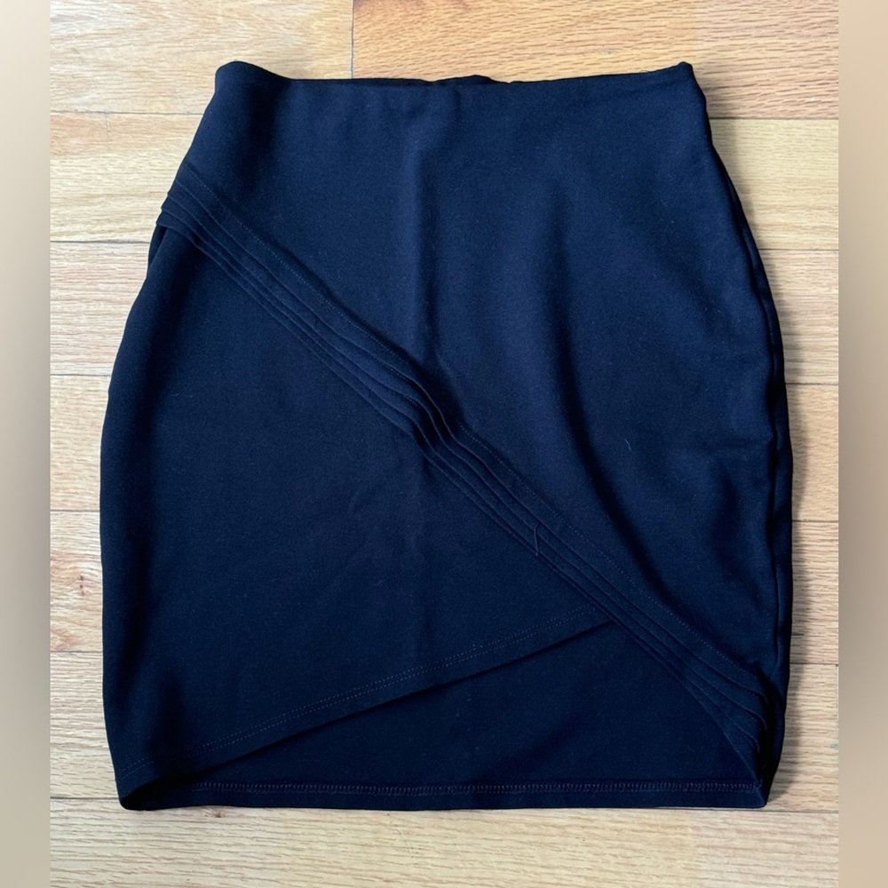 80s black pencil skirt #vintagevibes